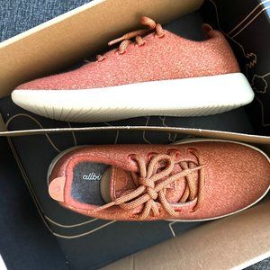 ALLBIRDS NIB Womens Size 8 Wool Sneakers Diablo with White Soles Brand NEW